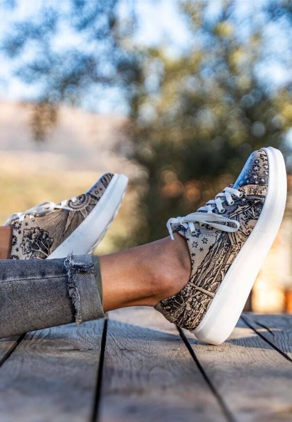 DOGO Women's Sneaker - Image 3