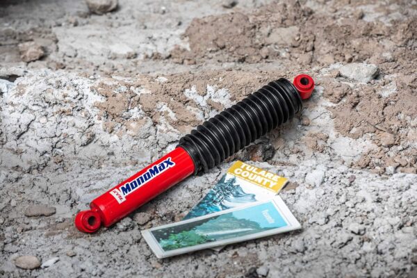 KYB 565102 MonoMax Gas Shock - Image 5